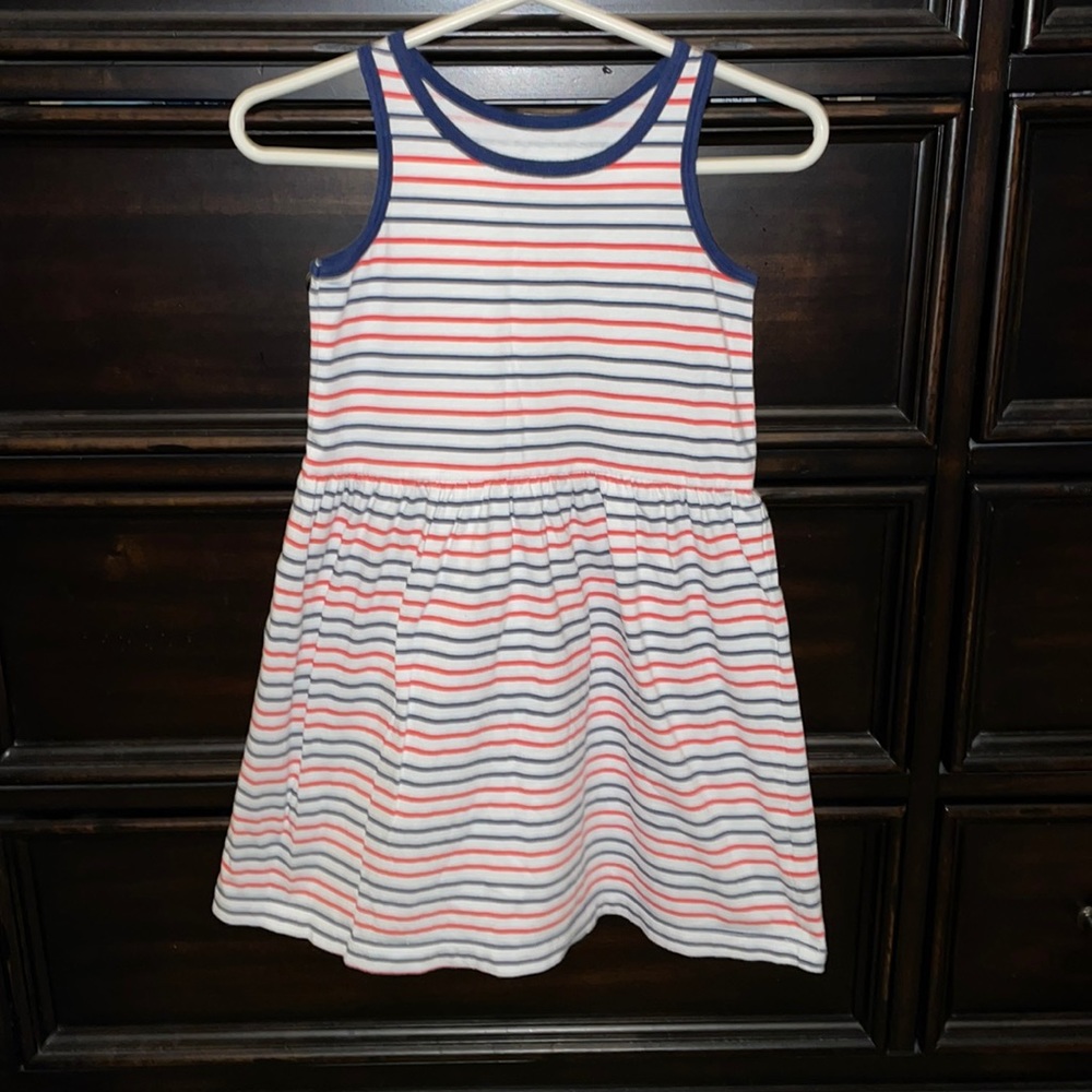 Carters size 4/5 white red and blue